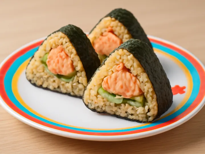 Triangular Salmon Rice Bites with Green Edges — The finished dish