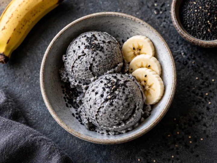 Black Sesame Banana Ice Cream — The finished dish